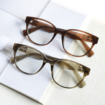 Aesthetic Horn Full-Rim Eyeglasses