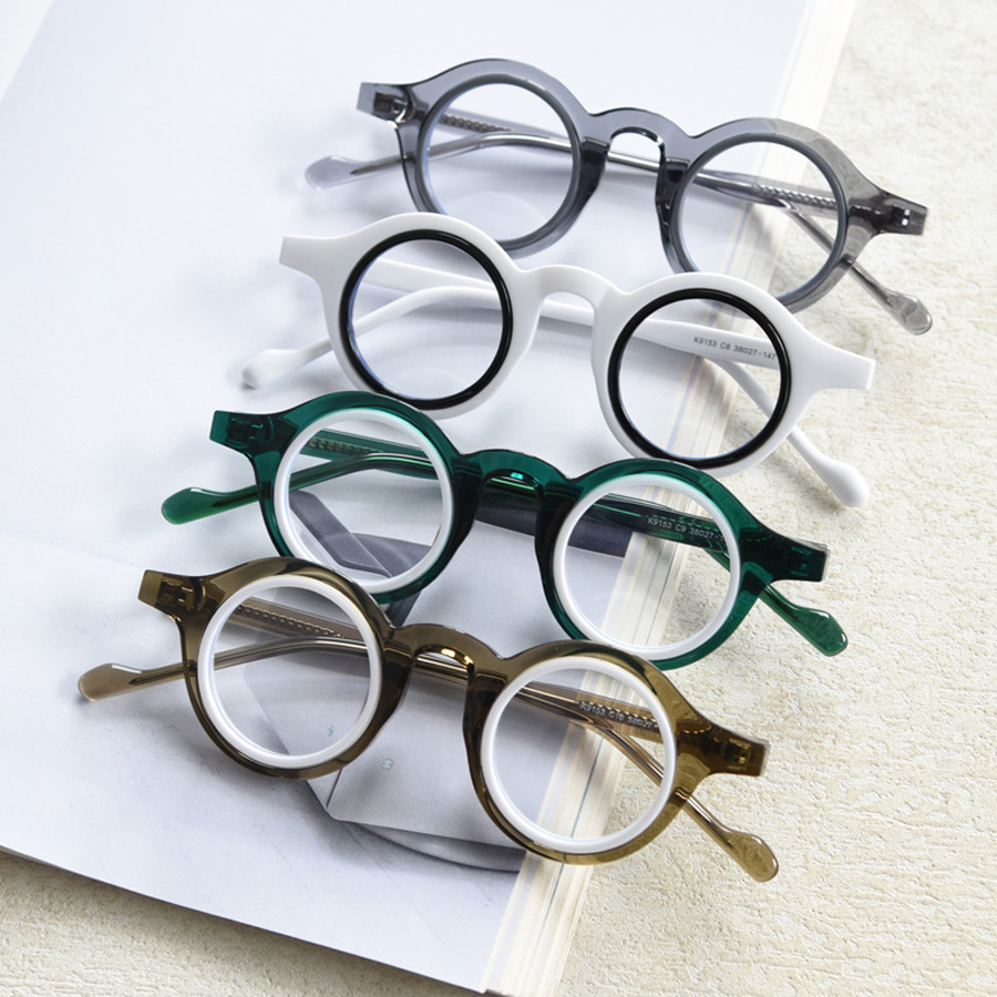 Quartz Round Full-Rim Eyeglasses